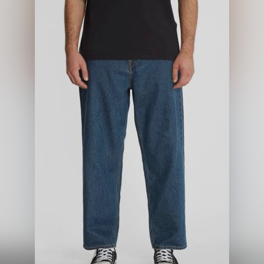 VOLCOM BLUE BILLOW TAPERED JEANS SIZE 28